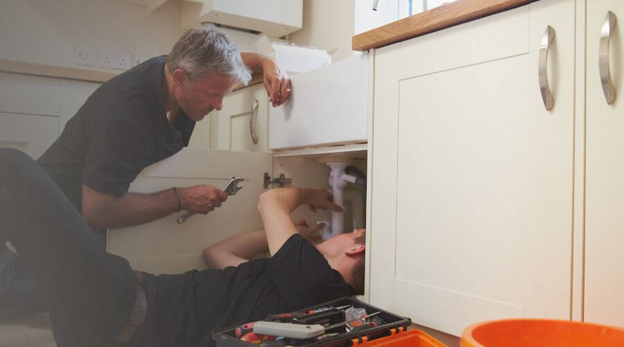 Professional burst pipe repair services in Gillett Grove, IA